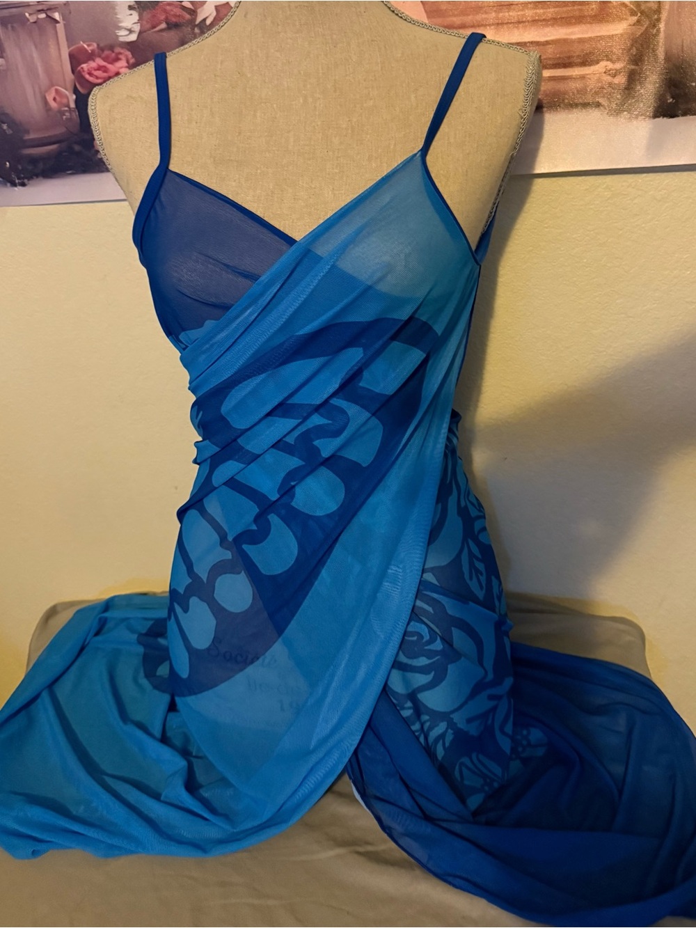 Blue Two-Tone Floral Mesh Butterfly Coverup